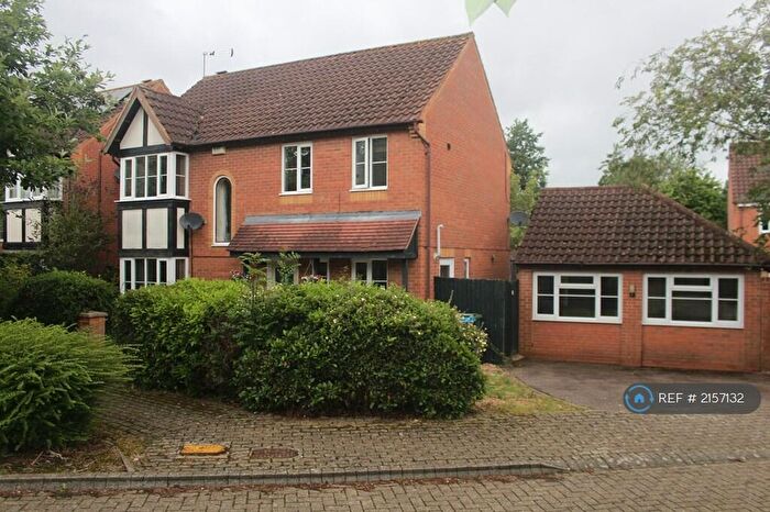4 Bedroom Detached House To Rent In Curtis Croft, Shenley Brook End, Milton Keynes, MK5