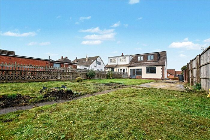 3 Bedroom Bungalow For Sale In New Lane, East Ardsley, Wakefield, West Yorkshire, WF3