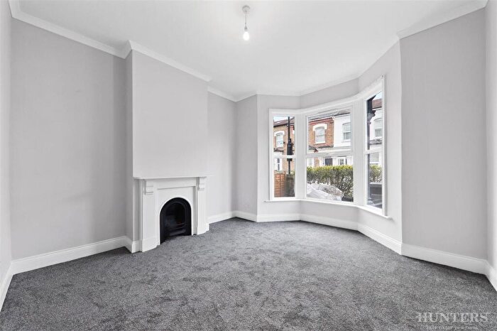 1 Bedroom Flat To Rent In Elsden Road, London, N17