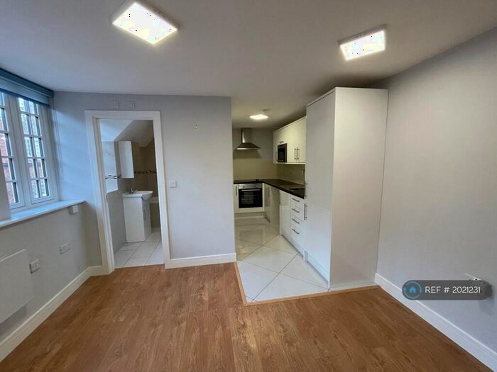 1 Bedroom Flat To Rent In Rose & Crown Walk, Saffron Walden, CB10