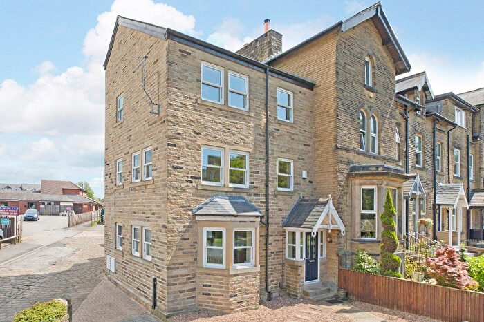 4 Bedroom End Terrace House To Rent In Bolton Bridge Road, Ilkley, LS29