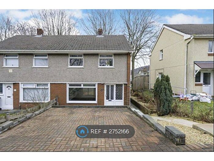 2 Bedroom Semi Detached House To Rent In Wern Bank, Neath, SA11
