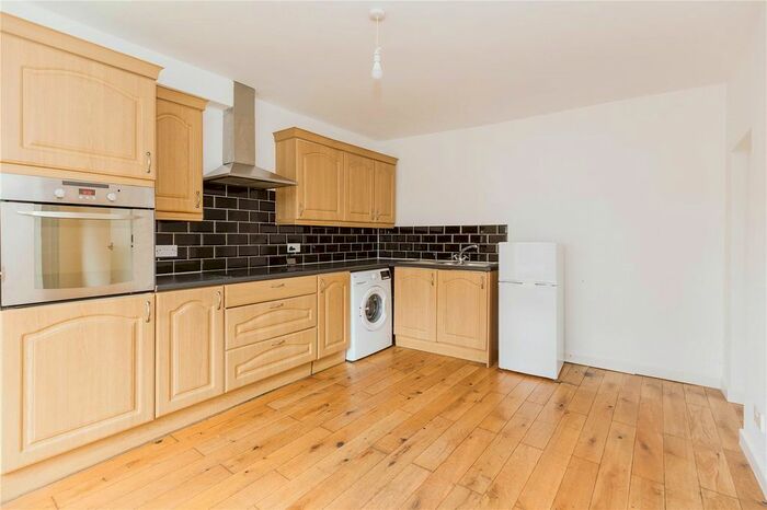 3 Bedroom Flat To Rent In Belmont Street, Bristol, BS5