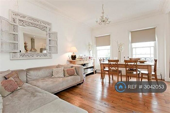 2 Bedroom Flat To Rent In Milner Square, London, N1