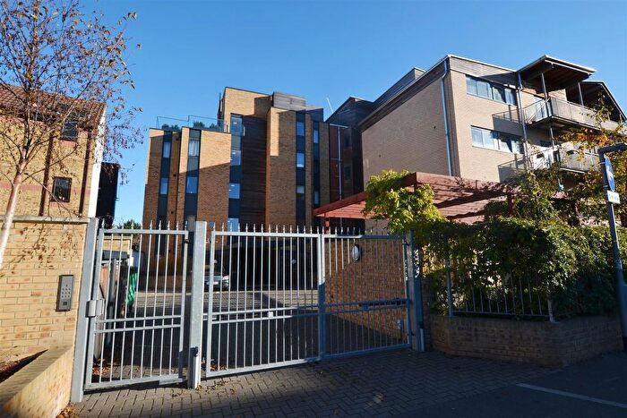2 Bedroom Flat To Rent In Versatile House, Bentinck Road, UB7