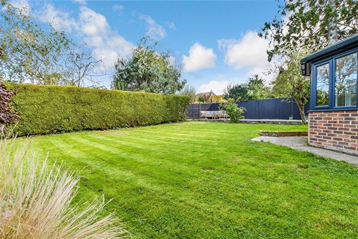 4 Bedroom Detached House For Sale In Forson Close, Tenterden, Kent, TN30