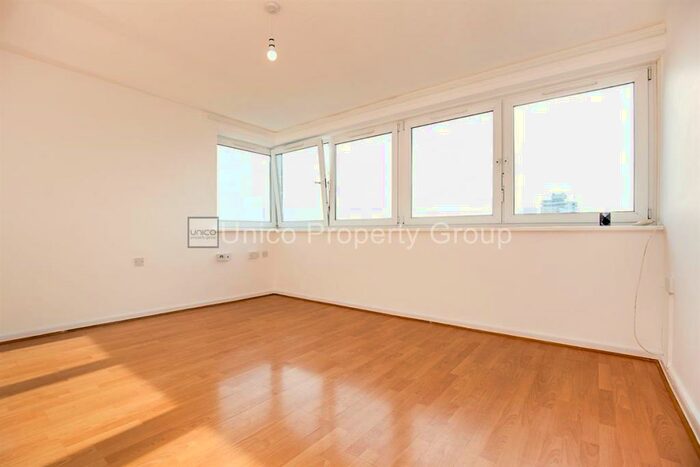 1 Bedroom Flat To Rent In Ennerdale House, Hamlets Way, London, E3