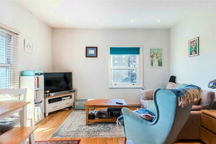 1 Bedroom Apartment To Rent In Crescent Wood Road, London, SE26