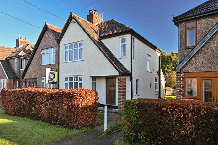 3 Bedroom Semi Detached House For Sale In Langley Road, Chippenham, SN15