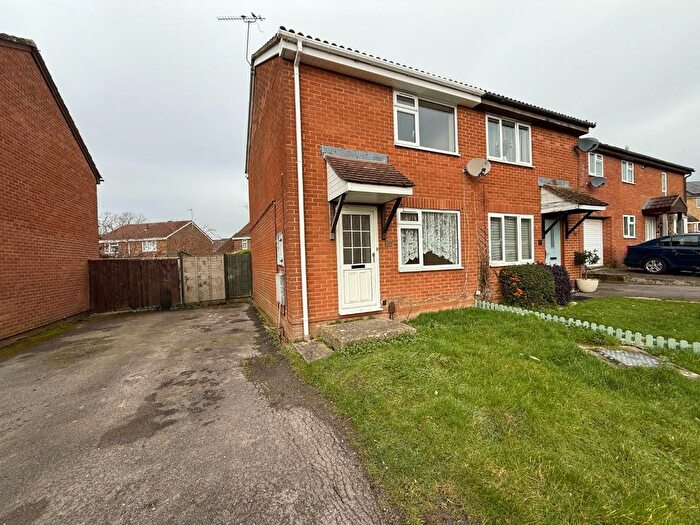 2 Bedroom Semi-Detached House For Sale In Bardsey Close, Royal Wootton Bassett, SN4