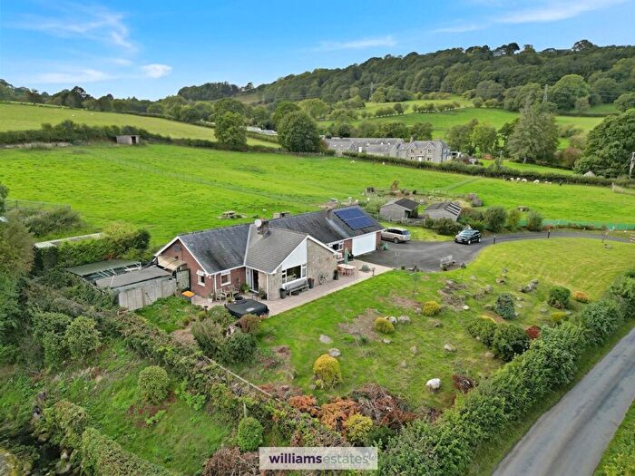 3 Bedroom Detached Bungalow For Sale In Glanrafon, Corwen, LL21