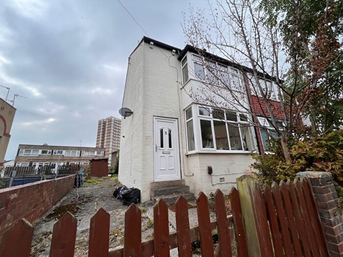 2 Bedroom Semi-Detached House To Rent In Holborn Street, Leeds, West Yorkshire, LS6