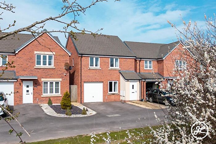 3 Bedroom Detached House For Sale In Jade Close, Bridgwater, TA6