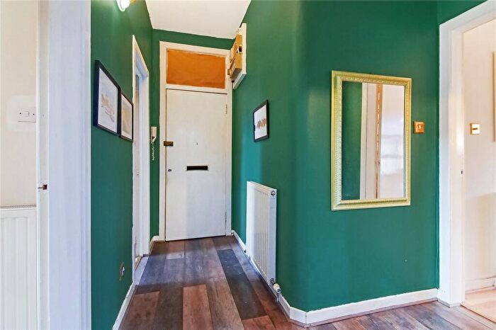 1 Bedroom Flat For Sale In Roebank Street, Dennistoun, Glasgow, G31