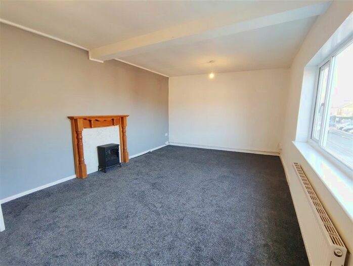 2 Bedroom Flat To Rent In Leyland Lane, Leyland PR25