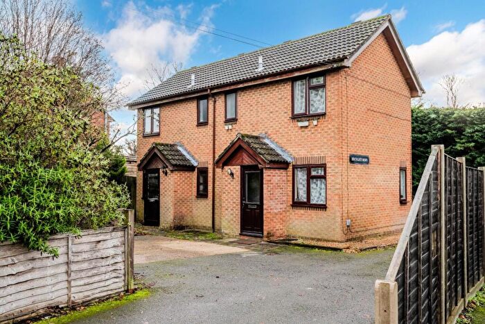1 Bedroom House For Sale In Bidhams Crescent, Tadworth, KT20