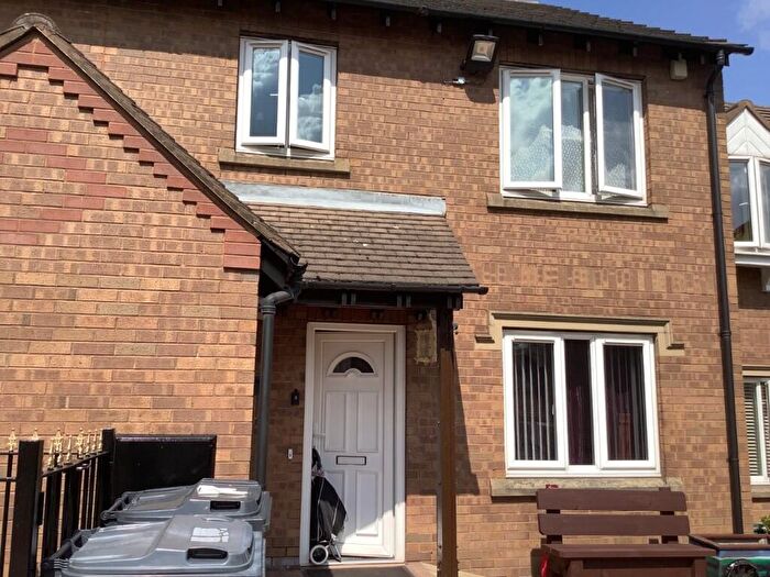 1 Bedroom Flat To Rent In Charnwood Close, Charnwood Road, Bradford, West Yorkshire, BD2