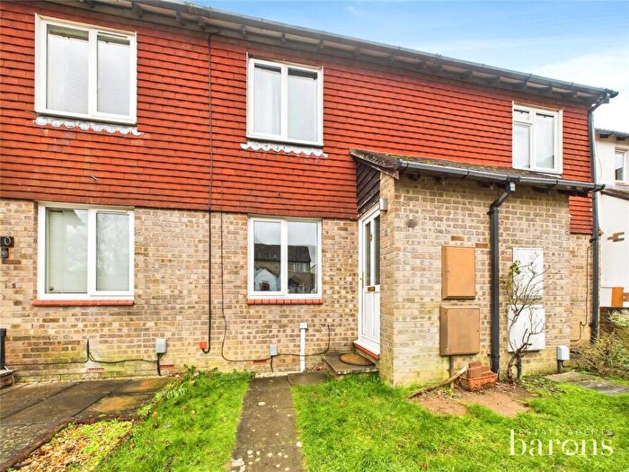 2 Bedroom Terraced House For Sale In Heathfield, Basingstoke, Hampshire, RG22