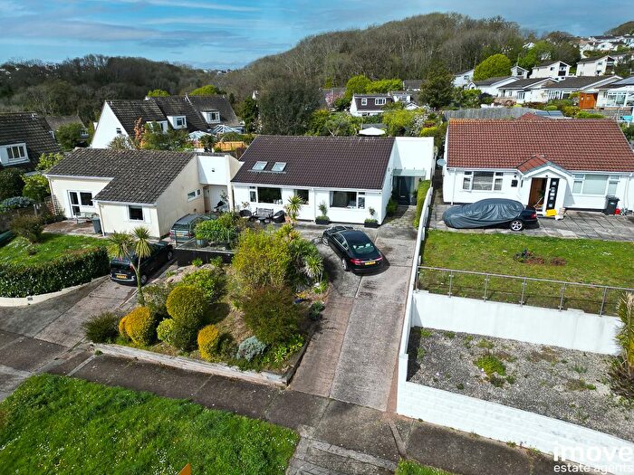 4 Bedroom Detached Bungalow For Sale In Old Paignton Road, Livermead, Torquay, TQ2