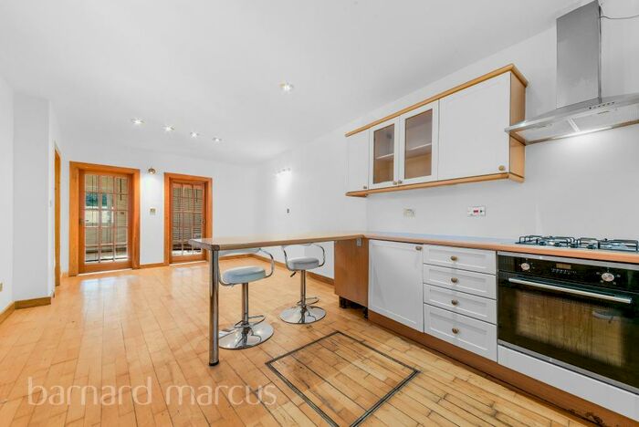 2 Bedroom House To Rent In Denmark Road, Carshalton, SM5