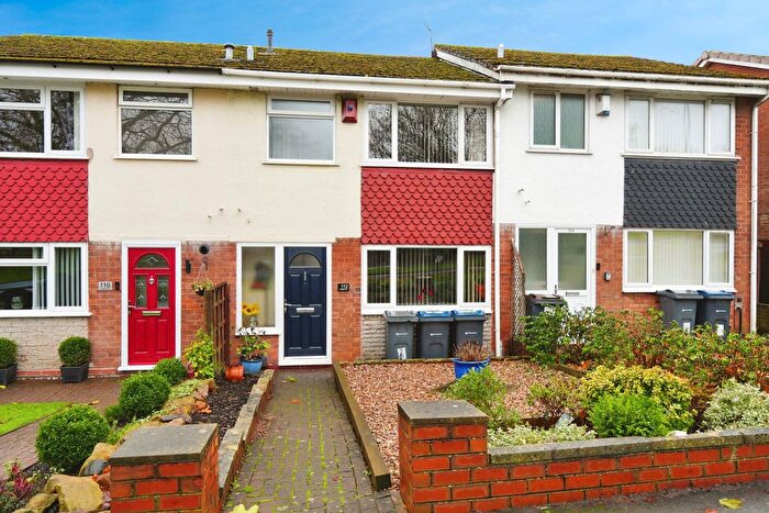 3 Bedroom Terraced House For Sale In Clapgate Lane, Birmingham, B32
