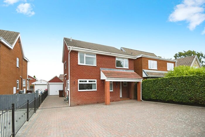 4 Bedroom Detached House For Sale In Thompson Hill, High Green, Sheffield, South Yorkshire, S35