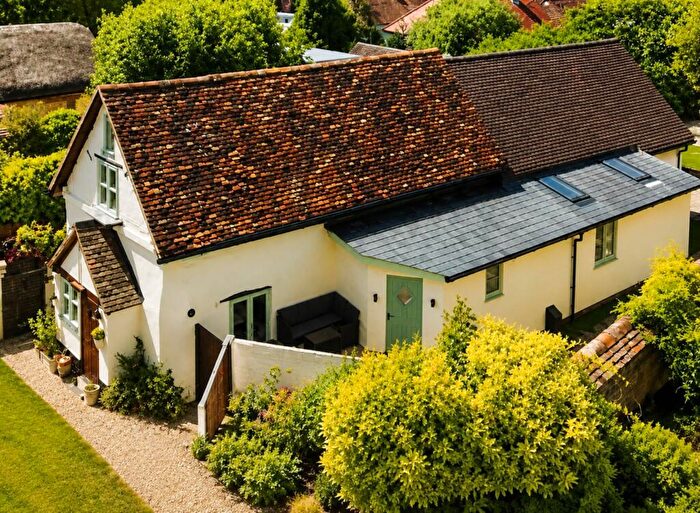 4 Bedroom Detached House For Sale In Church End, Haddenham, HP17