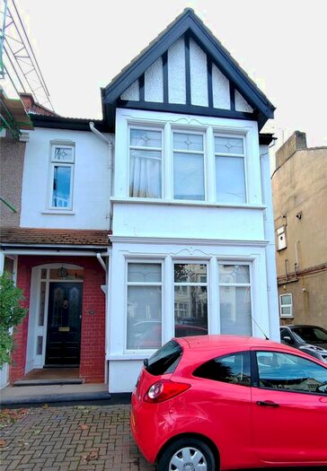 Property To Rent In Kilworth Avenue, Southend-On-Sea, Essex, SS1