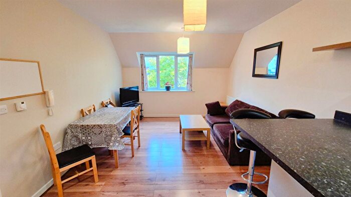 2 Bedroom Flat To Rent In Academy Place, Osterley, Isleworth, TW7
