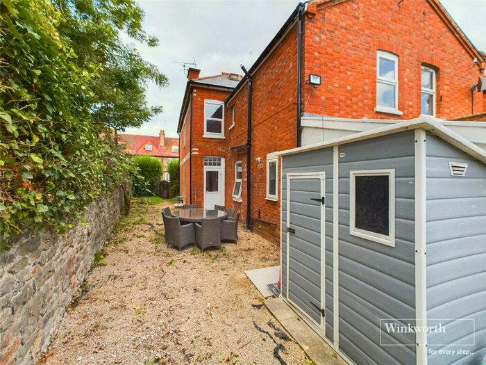 6 Bedroom End Of Terrace House To Rent In London Road, Reading, Berkshire, RG1