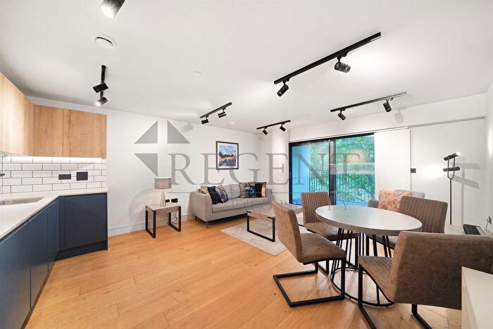 2 Bedroom Flat To Rent In Newham's Yard, Tower Bridge Road, SE1