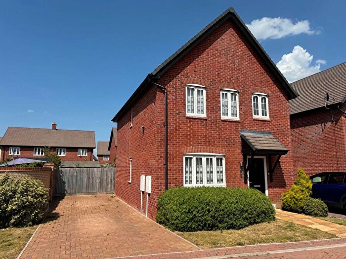3 Bedroom Detached House For Sale In Allsopp Crescent, Brampton, PE28