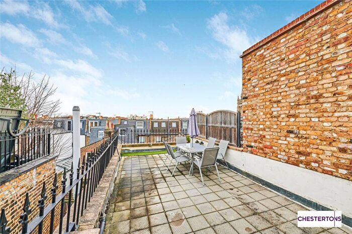 3 Bedroom Maisonette To Rent In Mirabel Road, Fulham, SW6