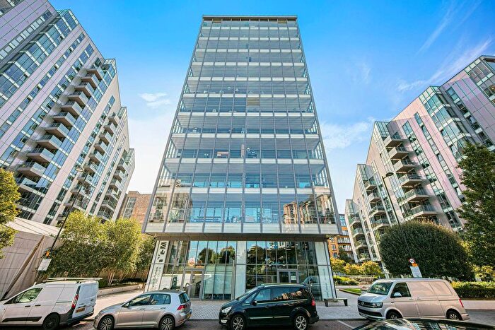 2 Bedroom Flat To Rent In Eastfields Avenue, Putney, London, SW18