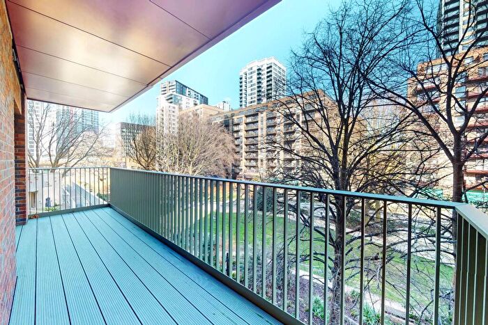 3 Bedroom Apartment To Rent In Parkside, SE17