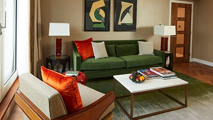 2 Bedroom Flat To Rent In Gloucester Park, South Kensington, SW7