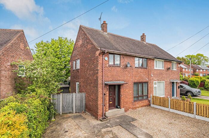 3 Bedroom Semi Detached House For Sale In Latchmere Road, West Park, Leeds, LS16