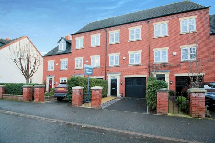 3 Bedroom Town House To Rent In Upton Grange, Chester, CH2