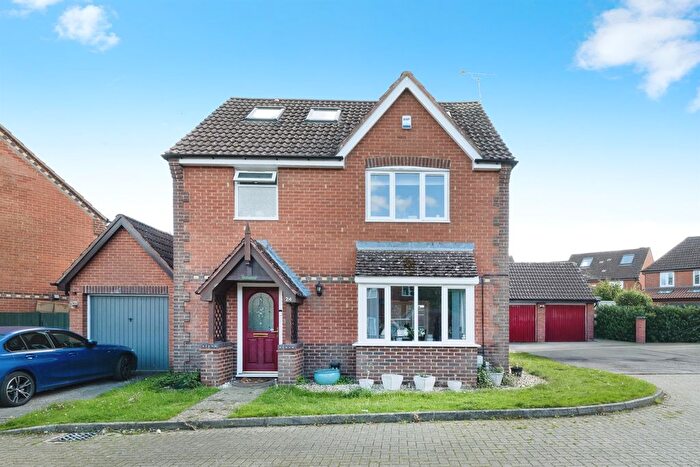 4 Bedroom Detached House For Sale In The Maltings, Tingewick, Buckingham, MK18