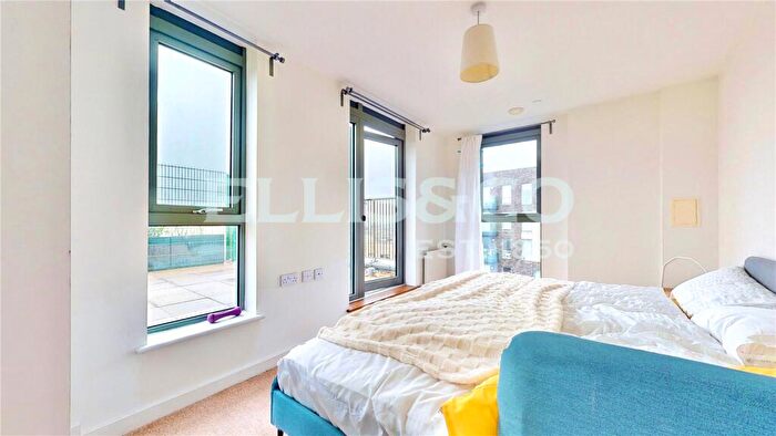 2 Bedroom Apartment To Rent In High Road, Wembley, HA9