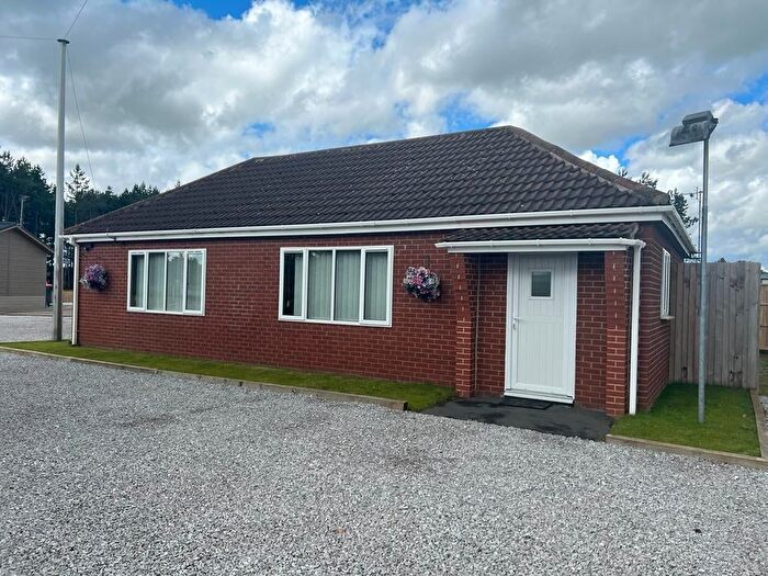 3 Bedroom Bungalow To Rent In High Street, Austerfield, Doncaster, DN10