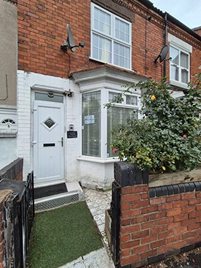 3 Bedroom Terraced House To Rent In Gipsy Lane, Leicester, LE4