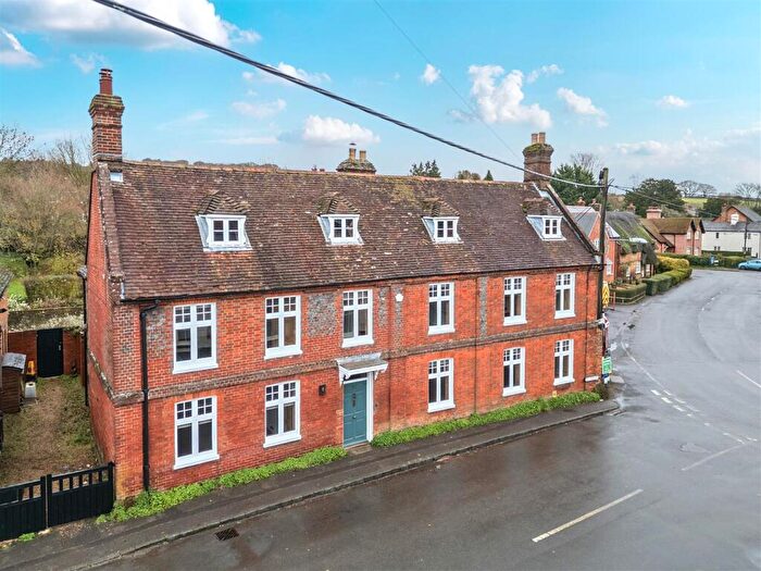 6 Bedroom Detached House To Rent In The Square, Cranborne, Wimborne, BH21