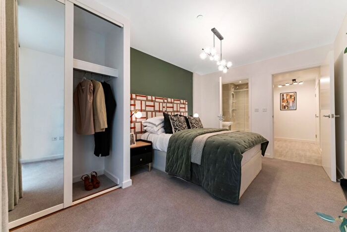 2 Bedroom Flat For Sale In Kingsmead Road, Canterbury, CT1