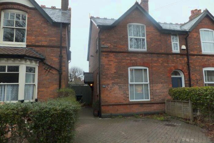 2 Bedroom Property To Rent In Lichfield Road, Sutton Coldfield B74