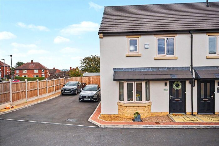 3 Bedroom Terraced House For Sale In Aberford Road, Stanley, Wakefield, West Yorkshire, WF3