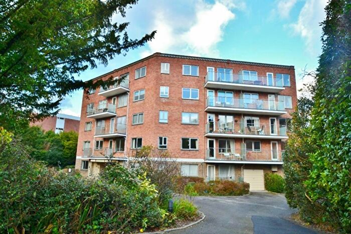 2 Bedroom Flat To Rent In Westbourne, BH4