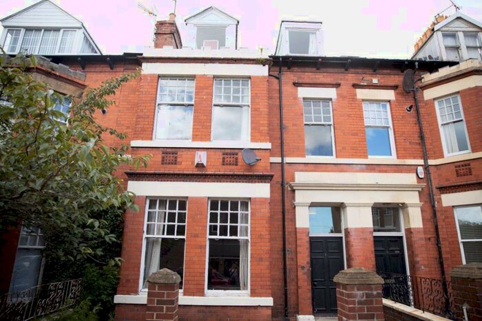 8 Bedroom Property To Rent In Tankerville Place, Newcastle-Upon-Tyne, NE2
