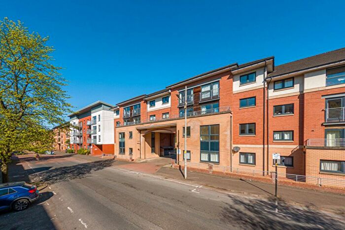 3 Bedroom Apartment For Sale In Kelvinhaugh Street, Yorkhill, Glasgow, G3