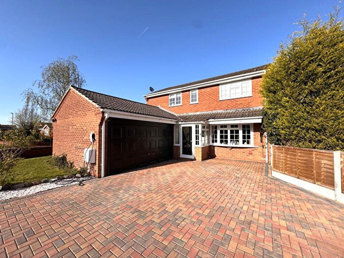 4 Bedroom Detached House For Sale In Bradgate Drive, Four Oaks, Sutton Coldfield, B74